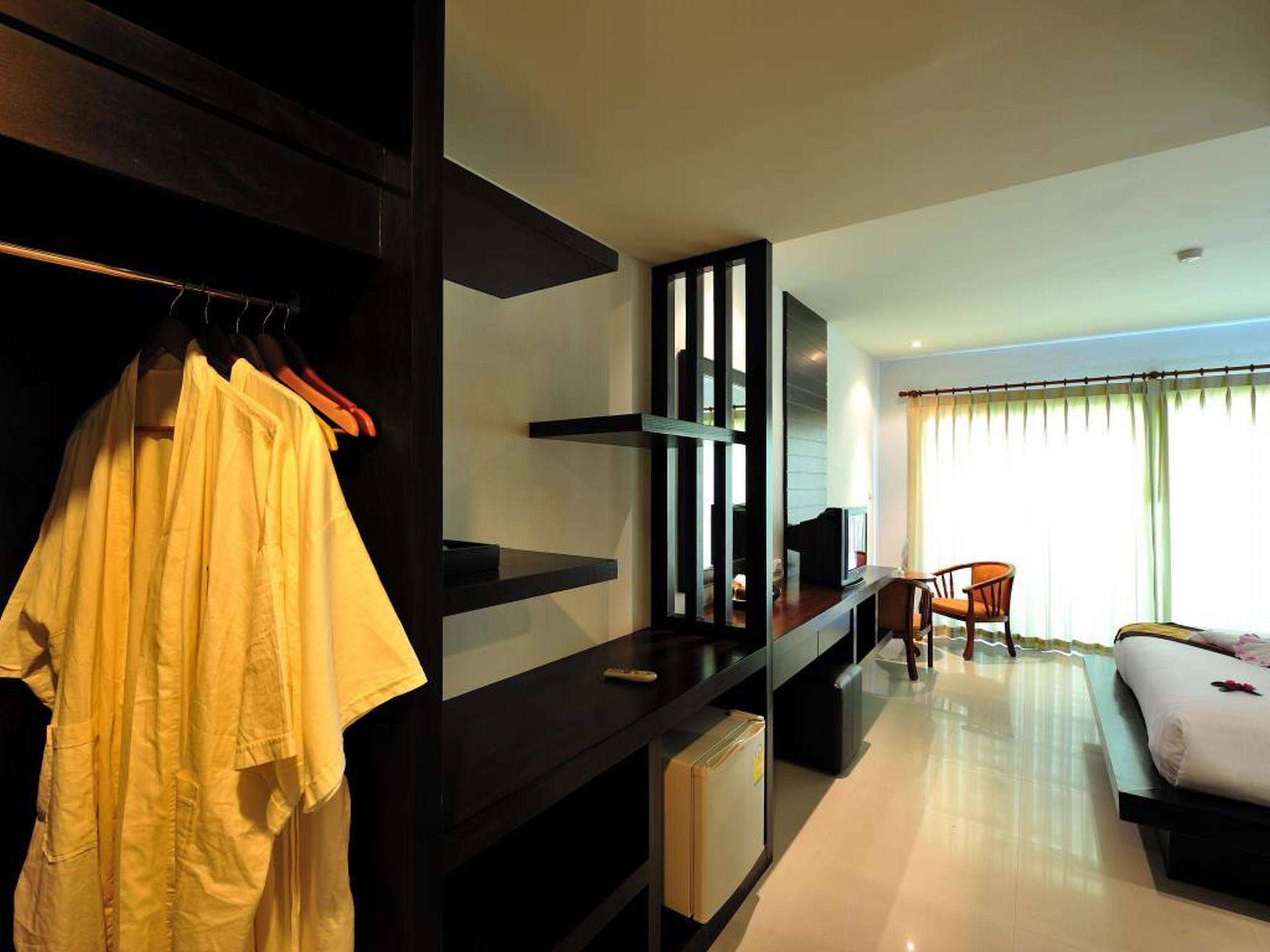Apk Resort Patong Extérieur photo