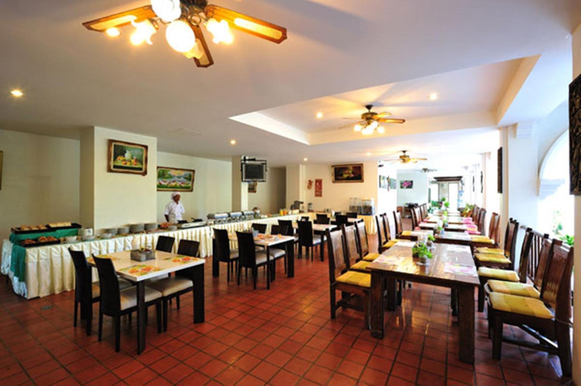 Apk Resort Patong Extérieur photo