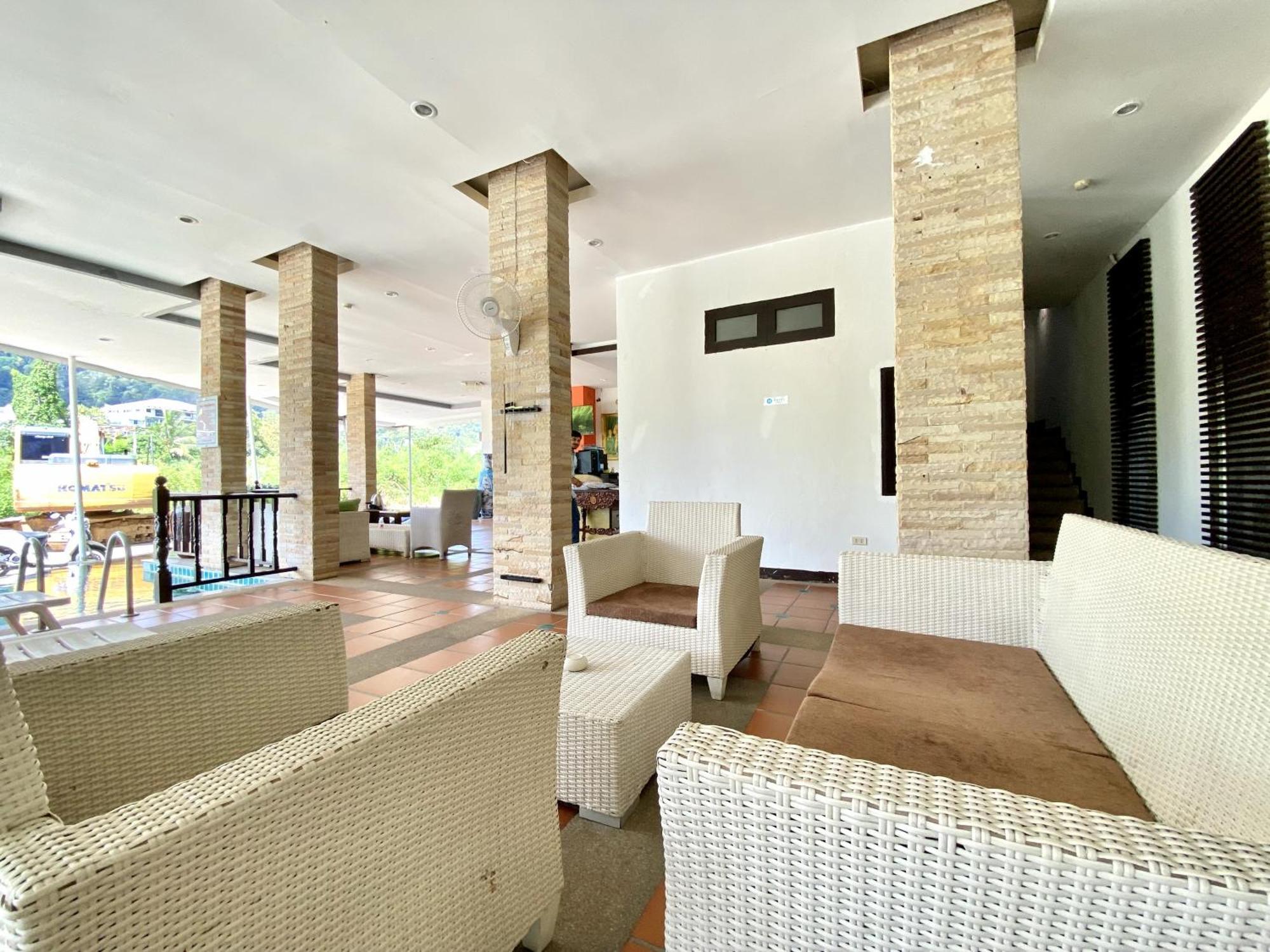 Apk Resort Patong Extérieur photo