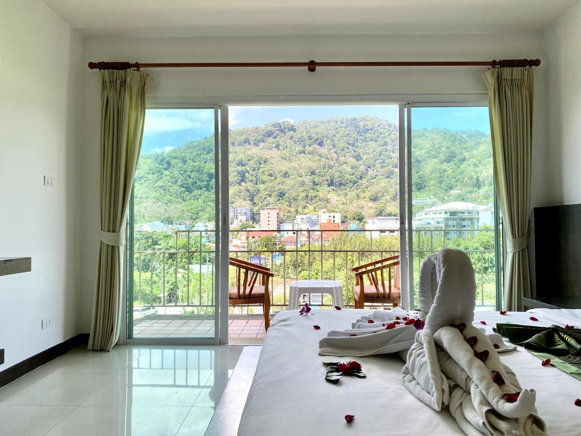 Apk Resort Patong Extérieur photo