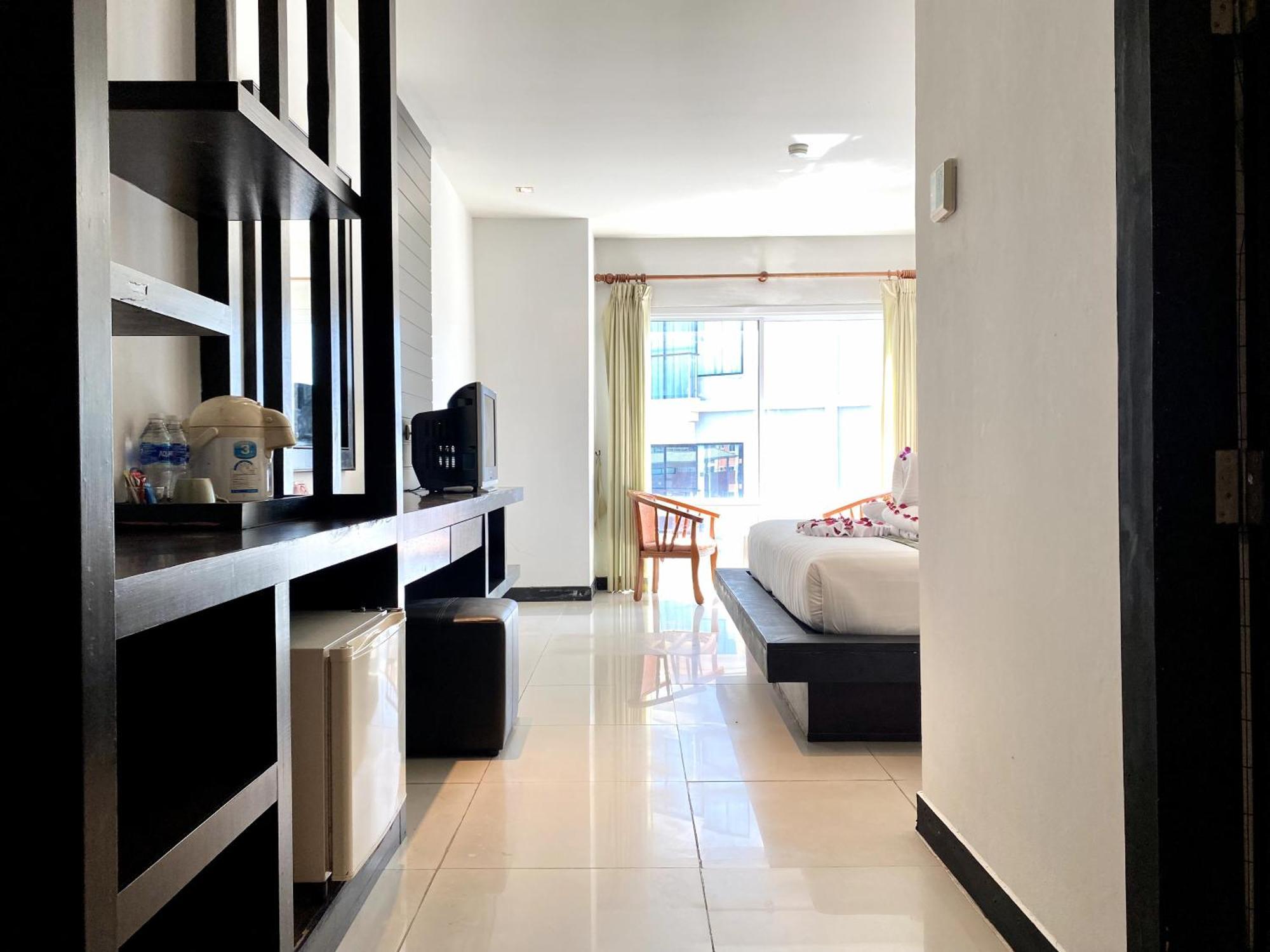 Apk Resort Patong Extérieur photo